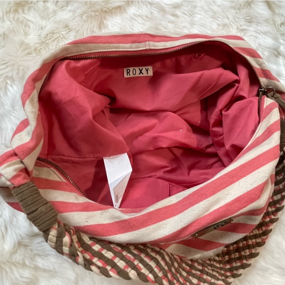 Roxy Pink & White Hobo Bag - Picture 5 of 6